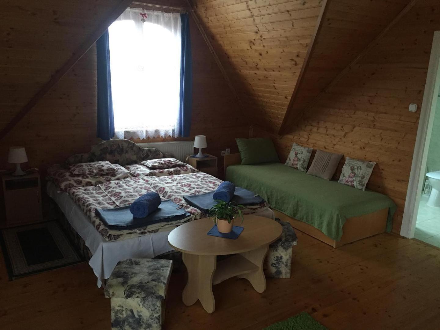Hubertus Vendeghaz Hotel Parád Екстериор снимка