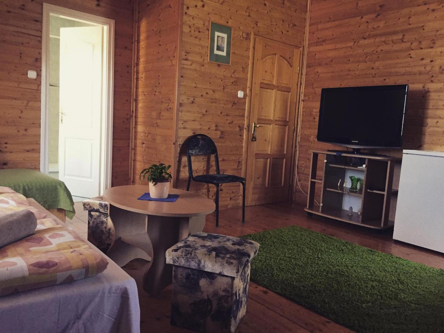 Hubertus Vendeghaz Hotel Parád Екстериор снимка
